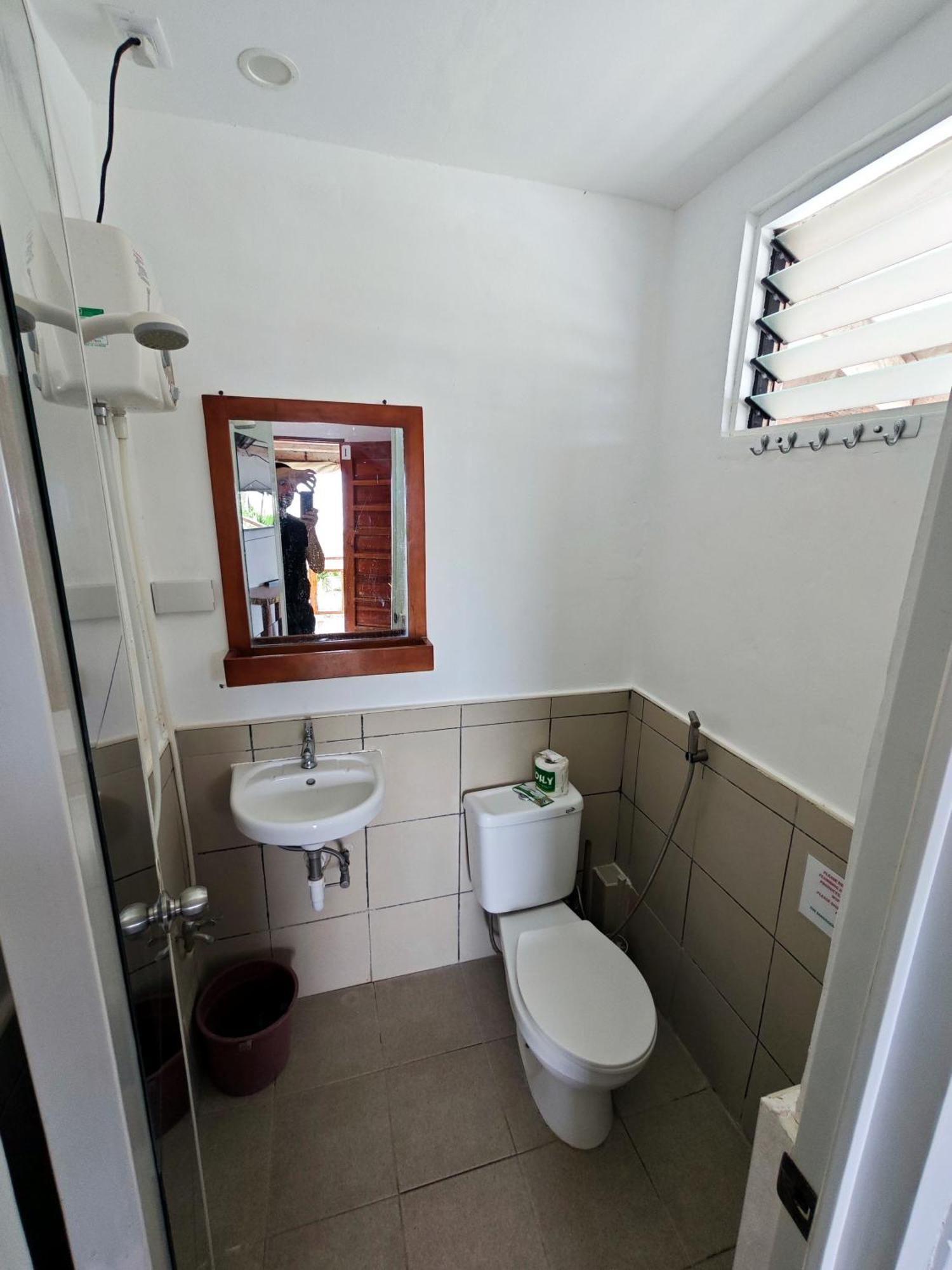 Room-Cola Inn Siquijor Eksteriør billede